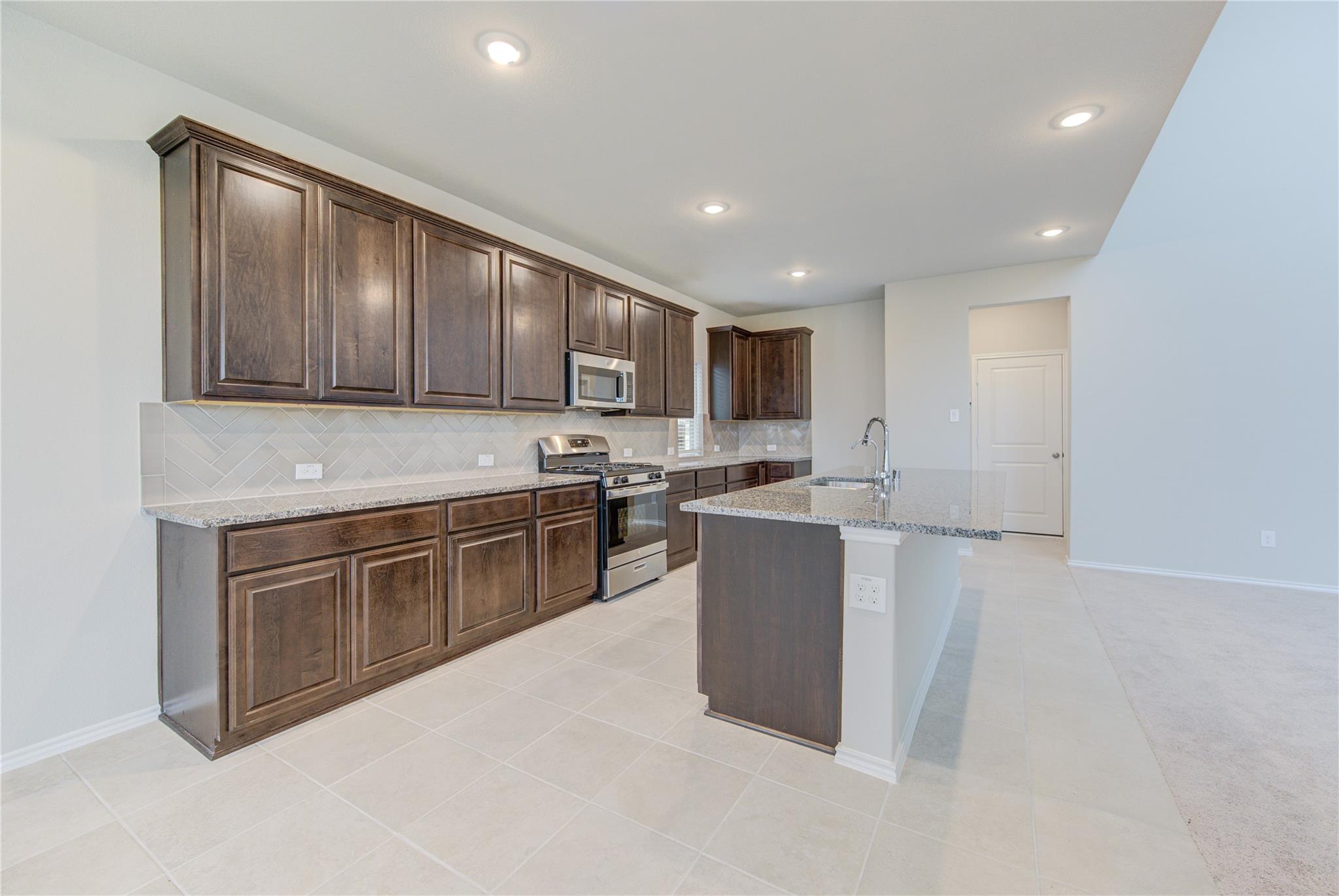 8914 Granary Gate Lane