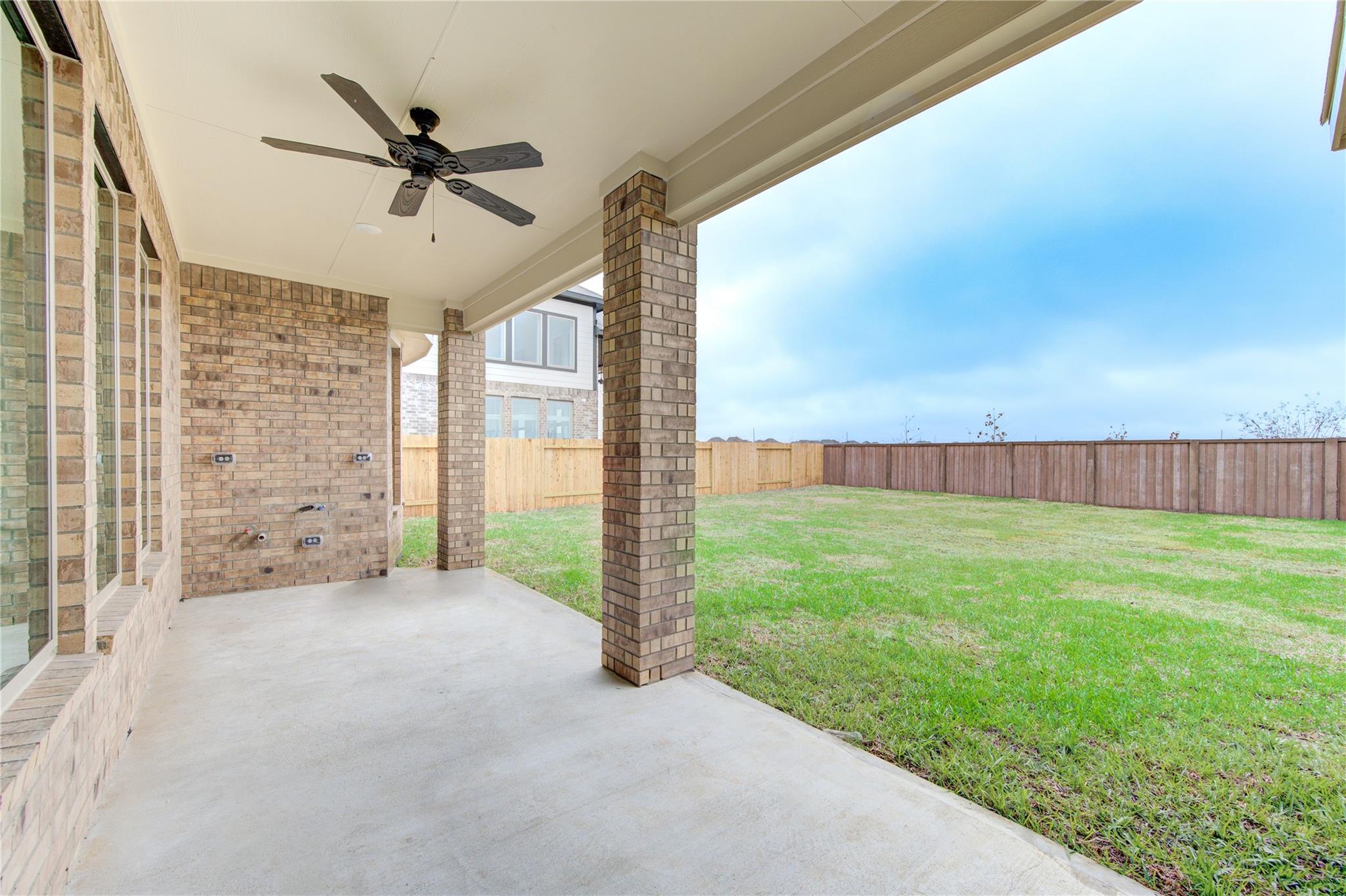 8914 Granary Gate Lane