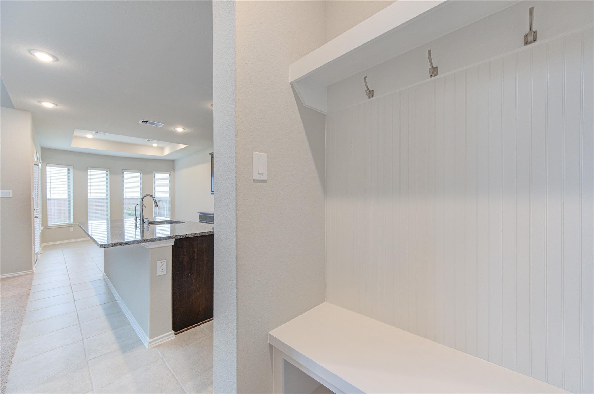 8914 Granary Gate Lane