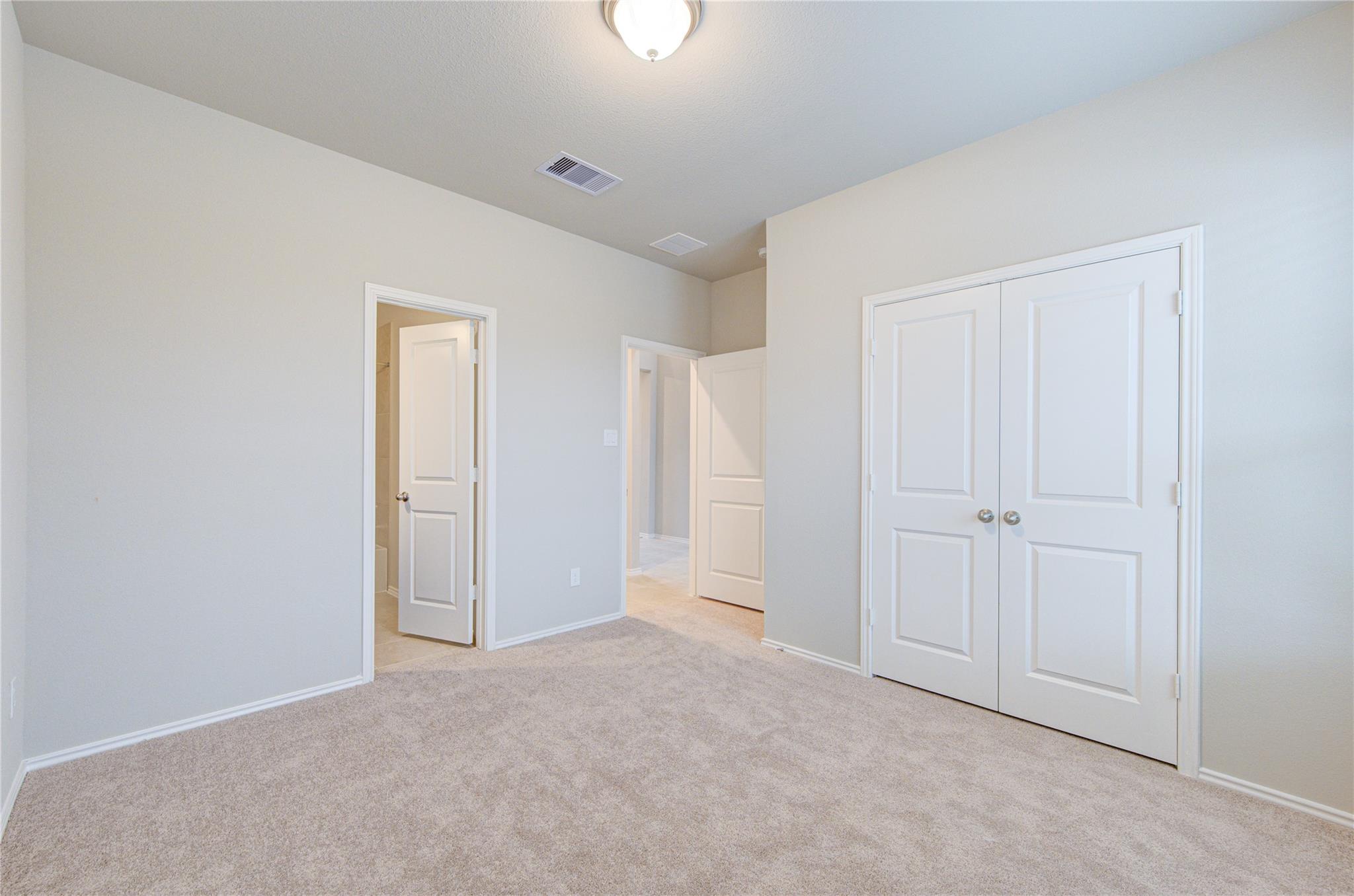 8914 Granary Gate Lane