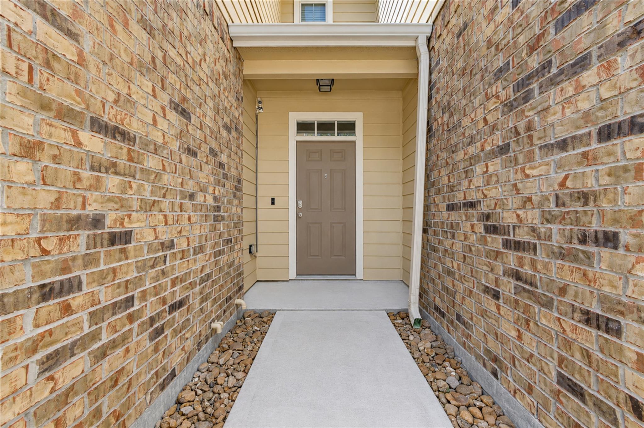 17021 Wilthorne Gardens Court