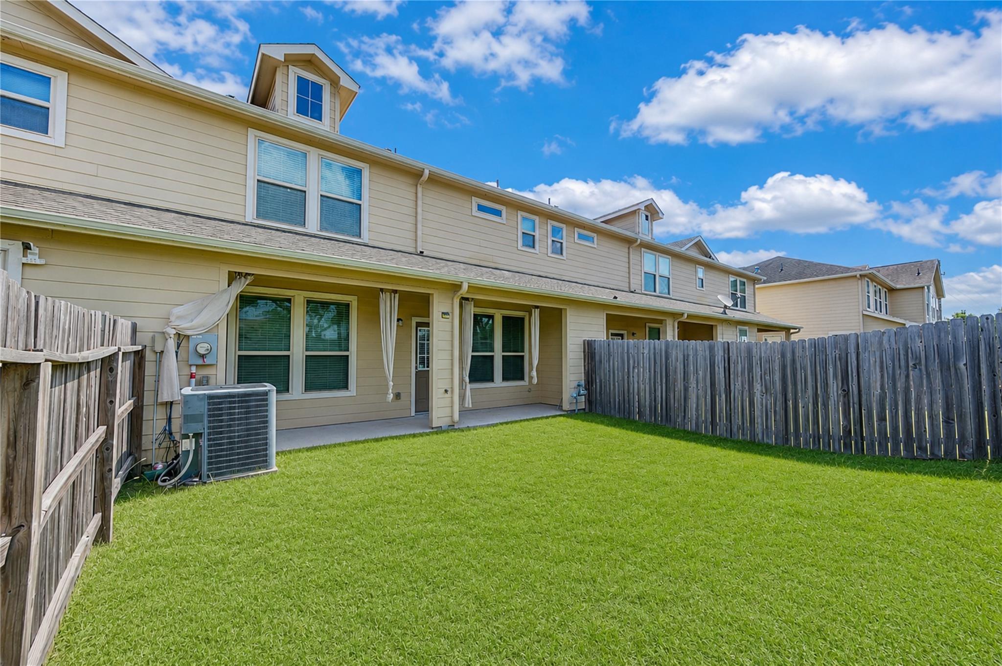 17021 Wilthorne Gardens Court