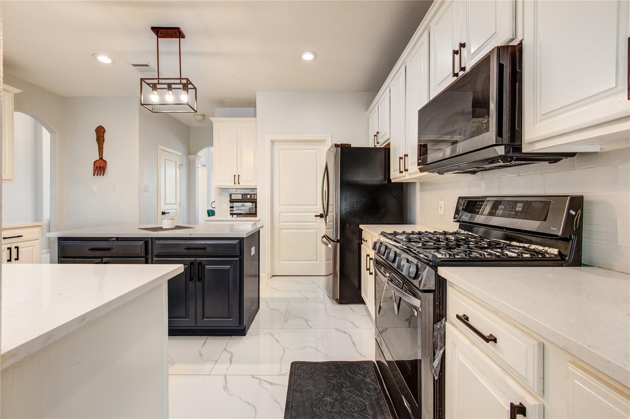 14311 Tasmania Court