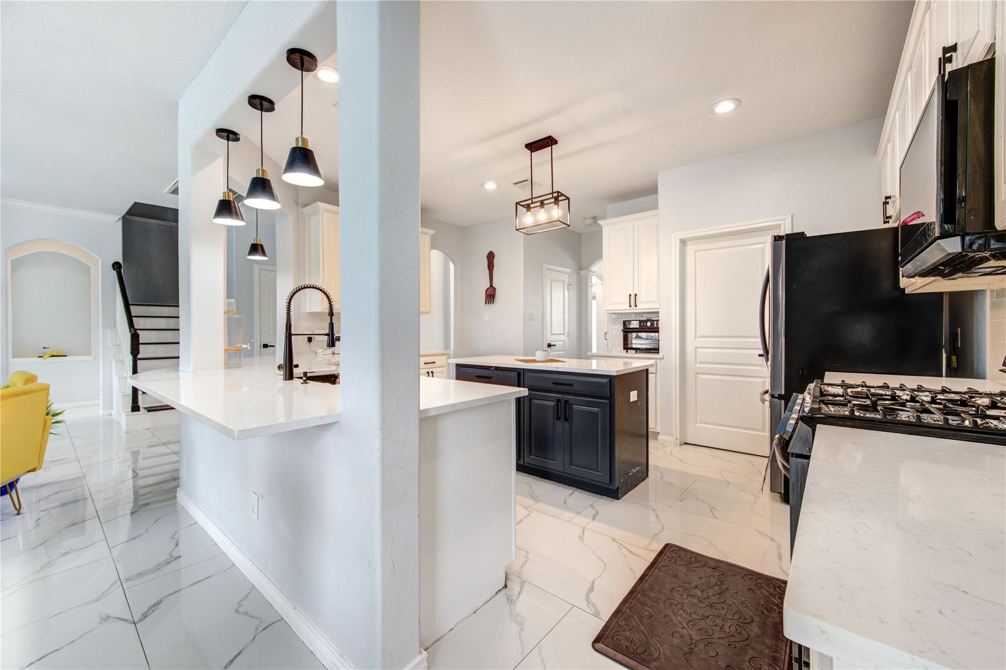 14311 Tasmania Court