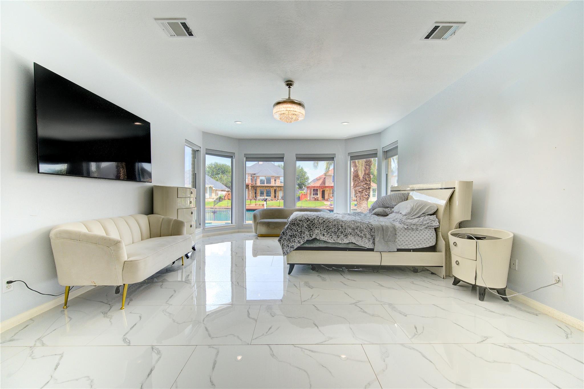 14311 Tasmania Court
