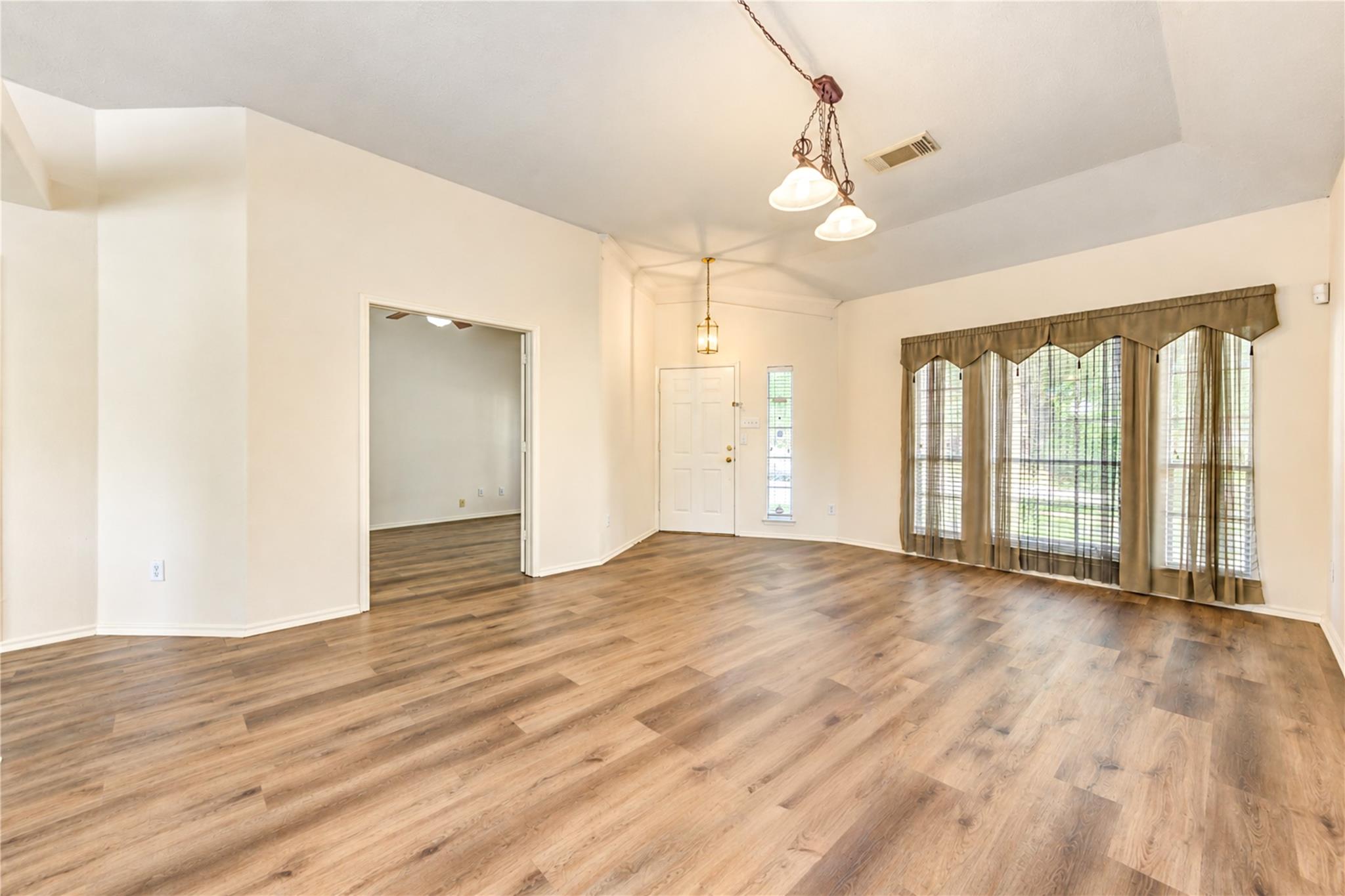 12619 Vineyard Trail Lane