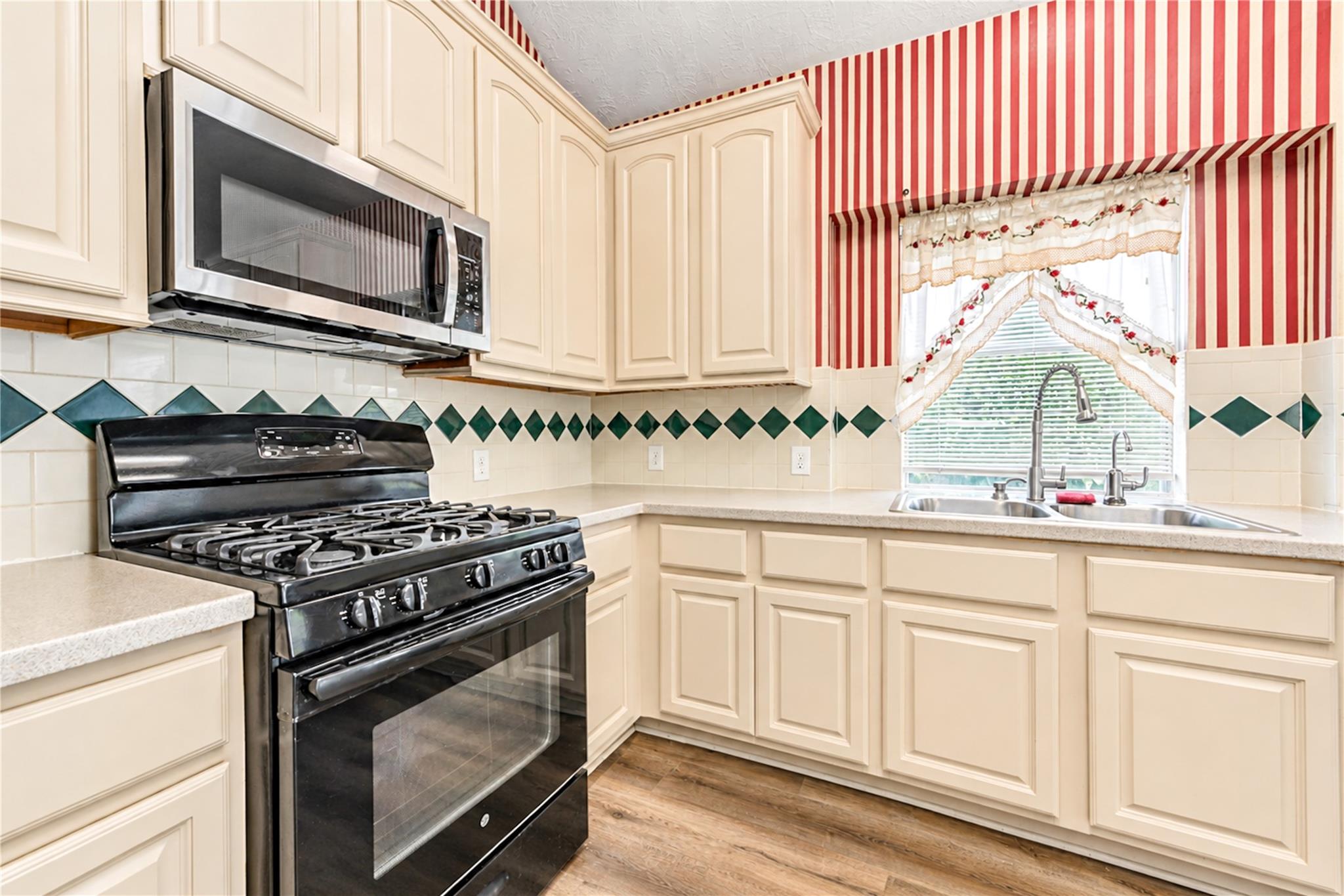 12619 Vineyard Trail Lane