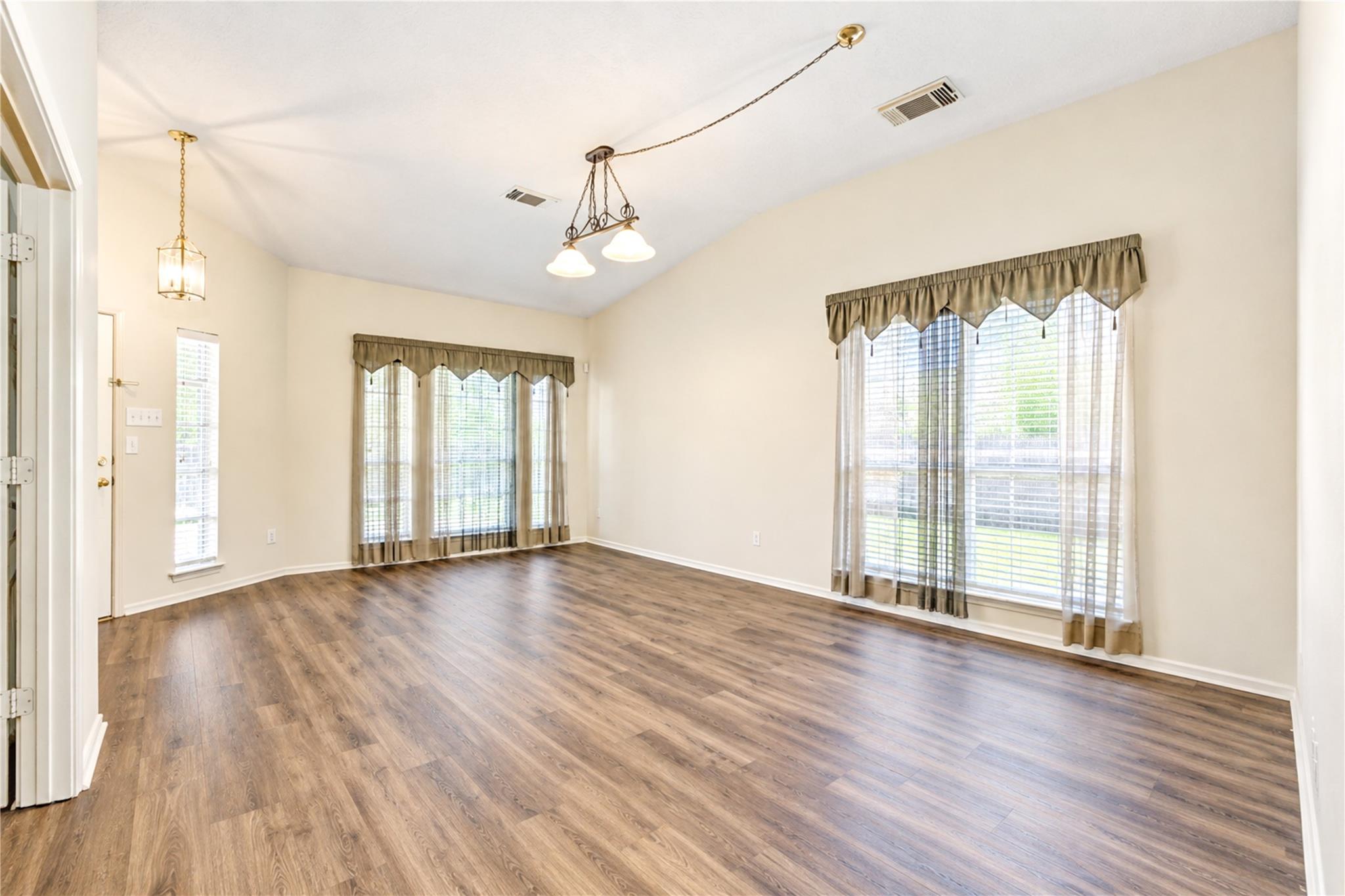 12619 Vineyard Trail Lane