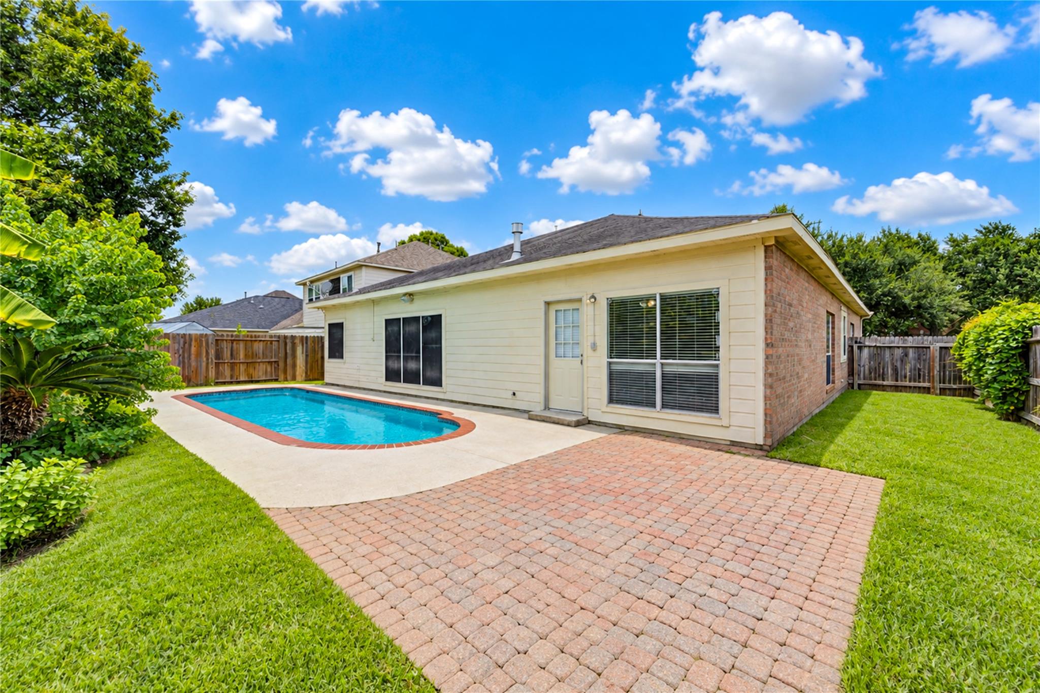 12619 Vineyard Trail Lane
