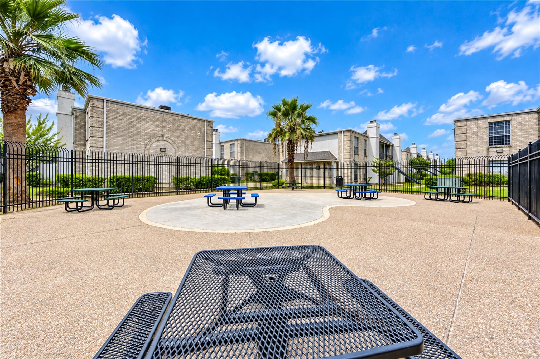6606 De Moss Drive # 1201