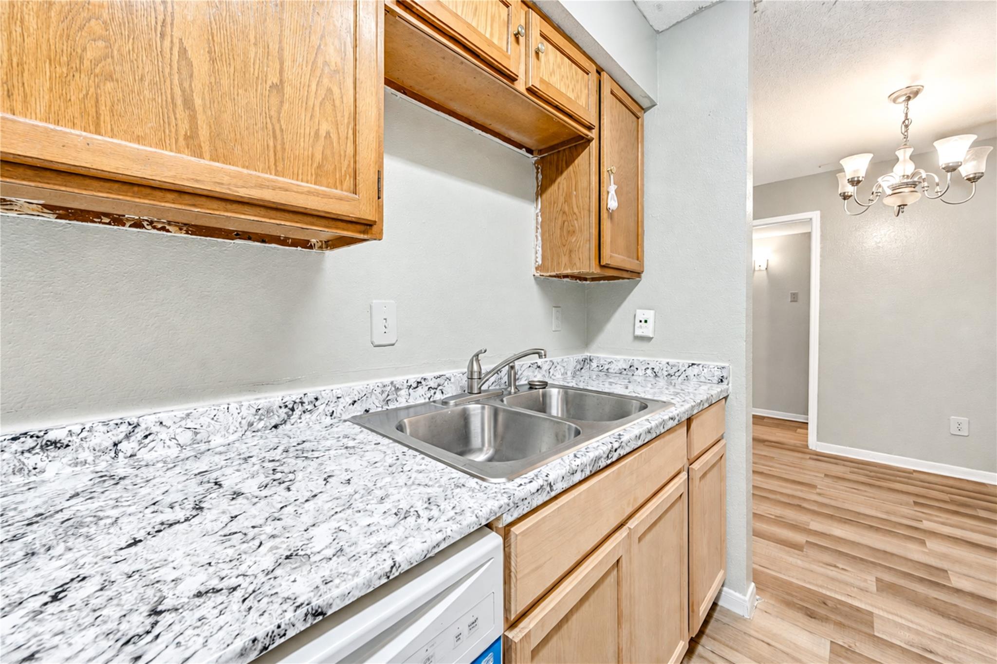 6606 De Moss Drive # 1201
