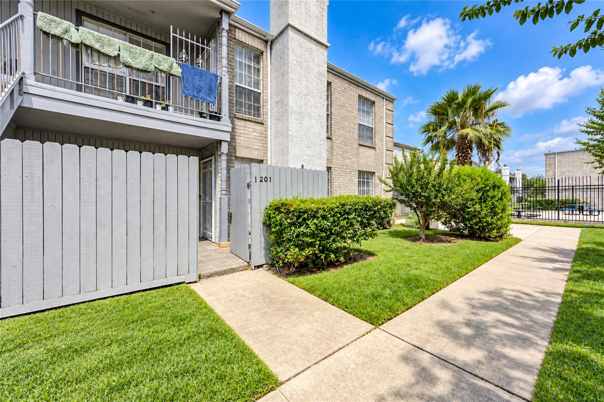 6606 De Moss Drive # 1201