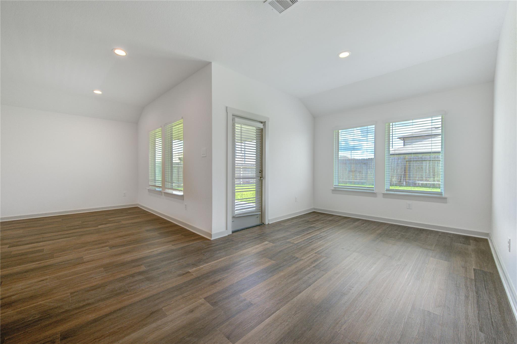 1603 Barrows Lane