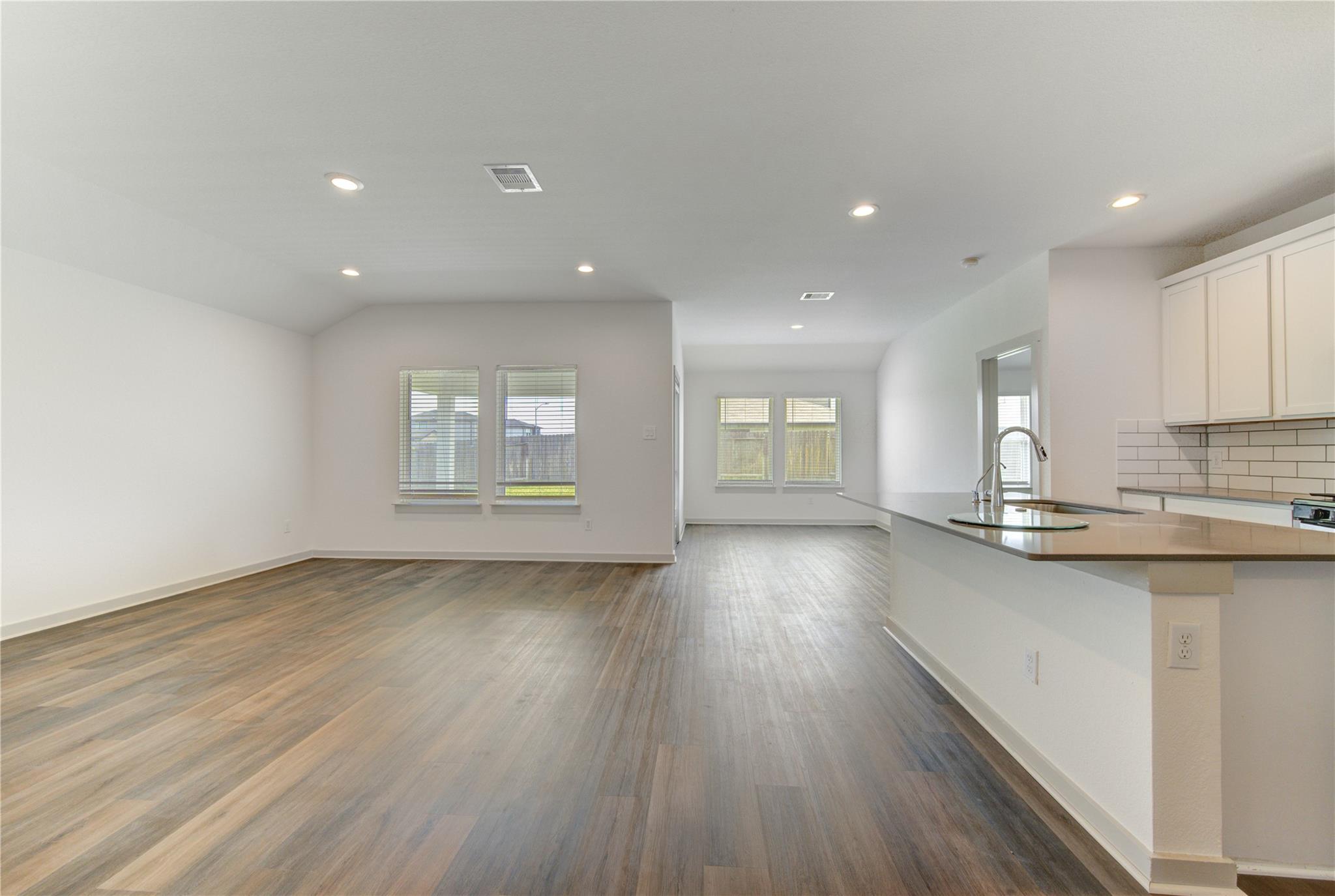 1603 Barrows Lane