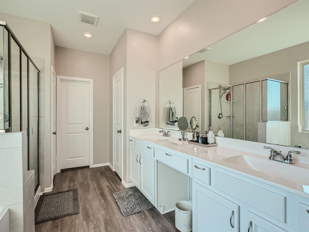 3735 Lion Creek Court