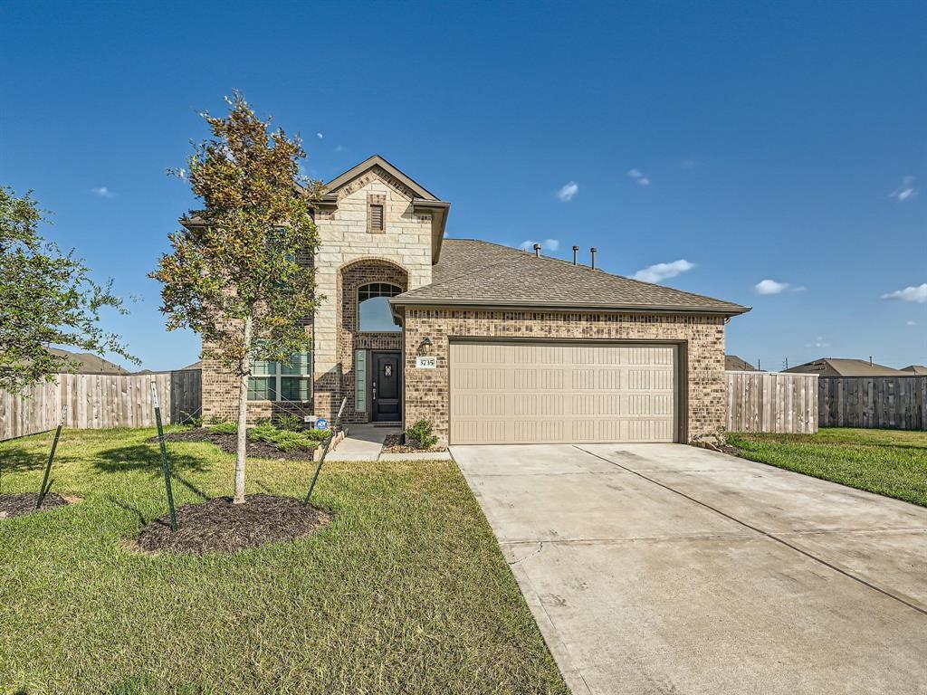 3735 Lion Creek Court