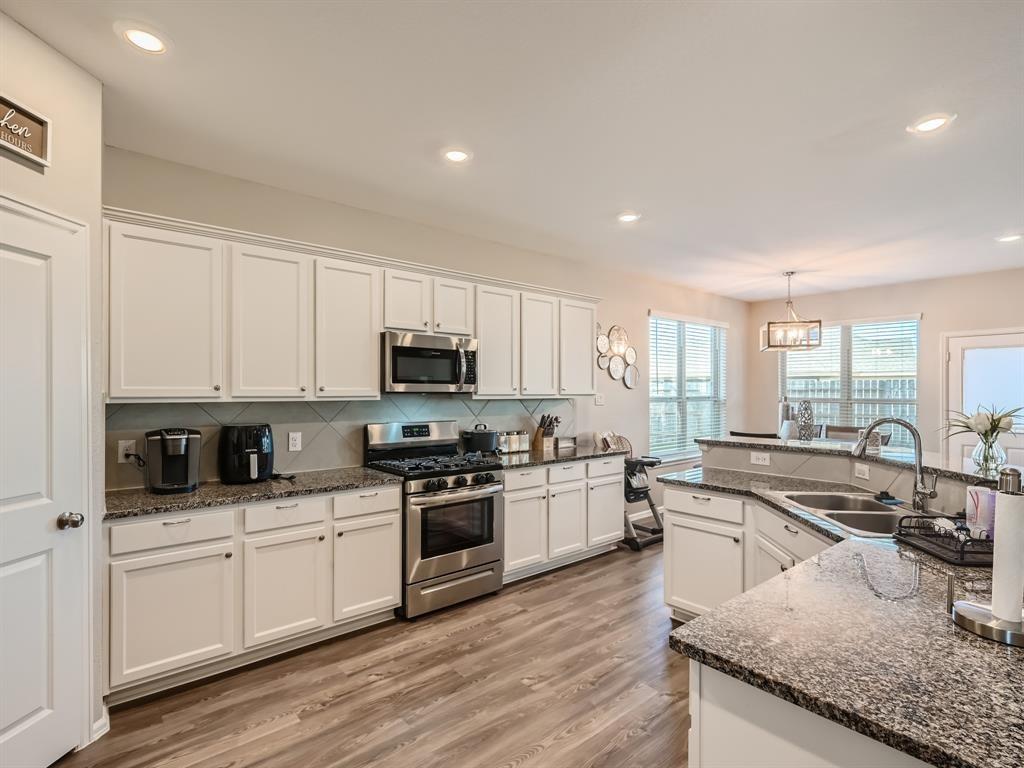 3735 Lion Creek Court