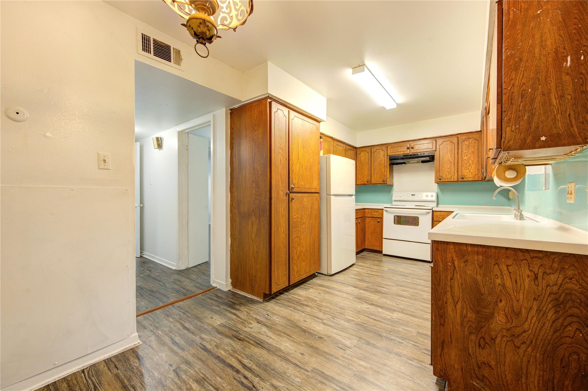 6723 Tarnef Drive # 723