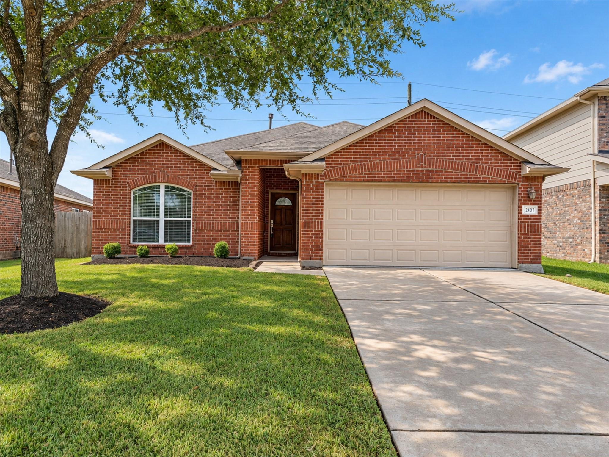 2407 Alcove Foster Court