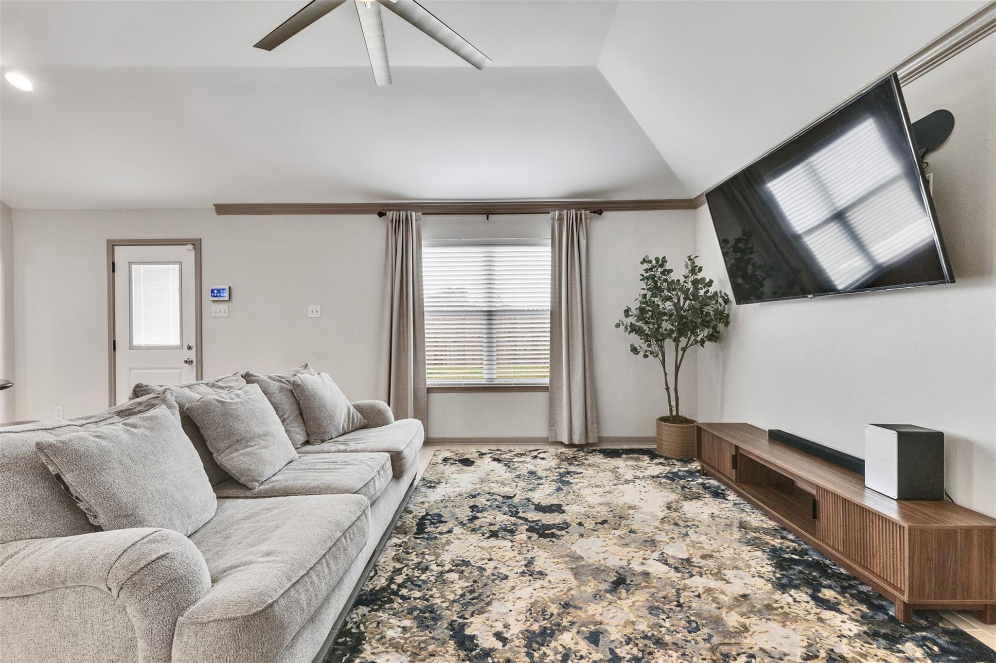 2407 Alcove Foster Court