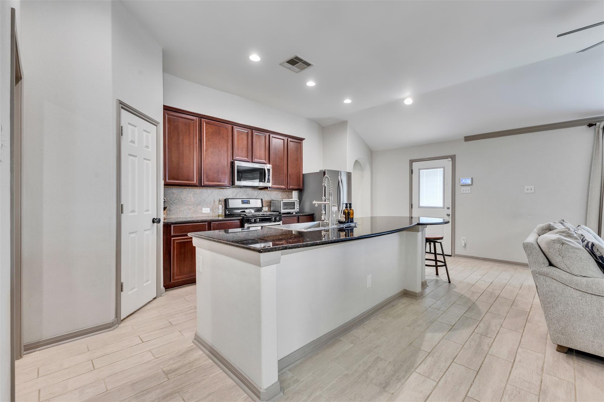 2407 Alcove Foster Court