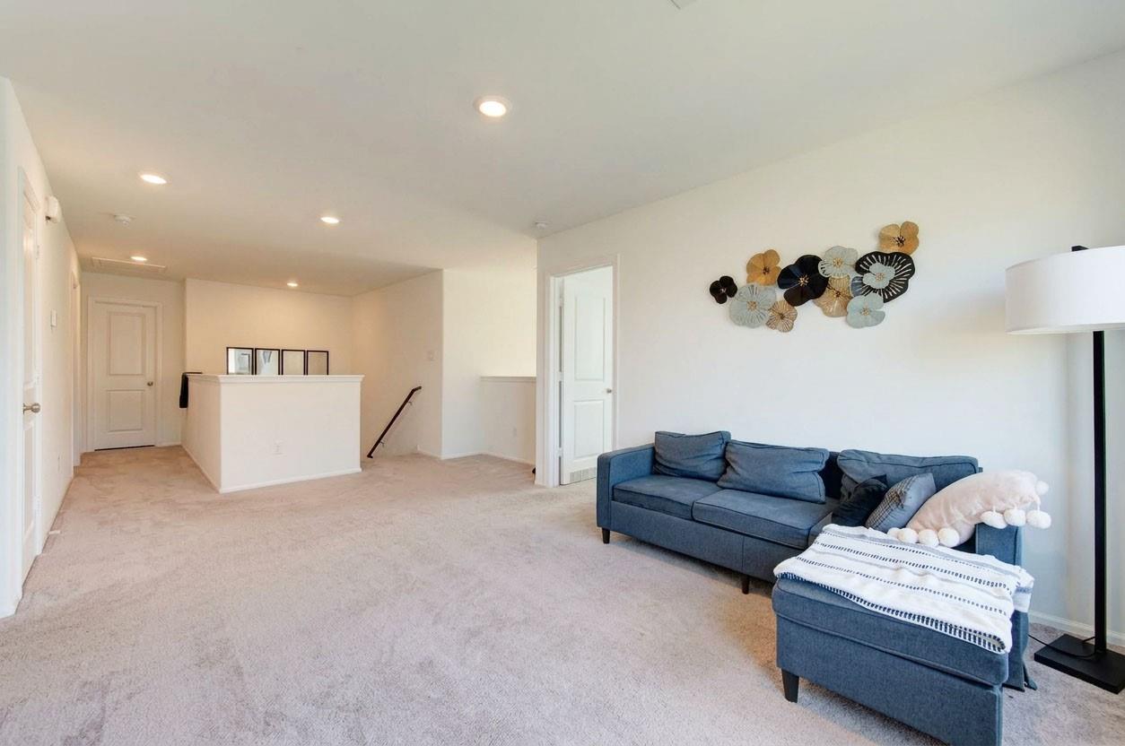 3708 Paloma Falls Lane