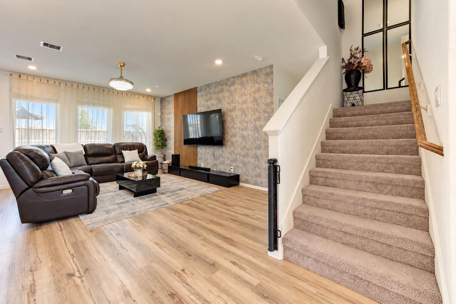 3708 Paloma Falls Lane
