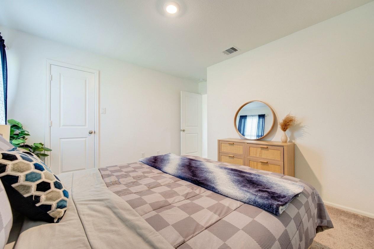 3708 Paloma Falls Lane