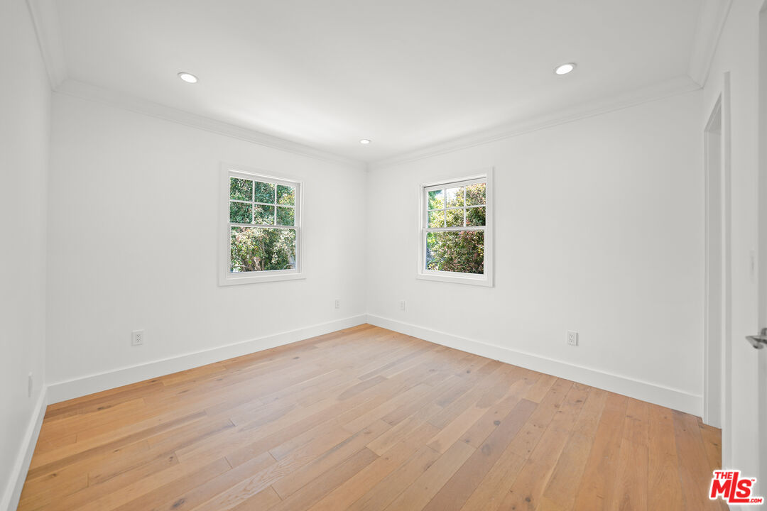 179 Barlock Ave