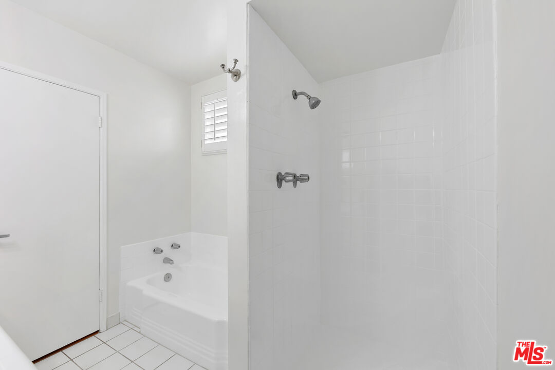 1200 N Flores St Unit: 205