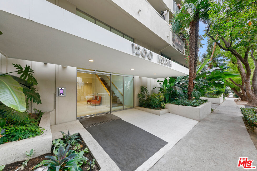 1200 N Flores St Unit: 205