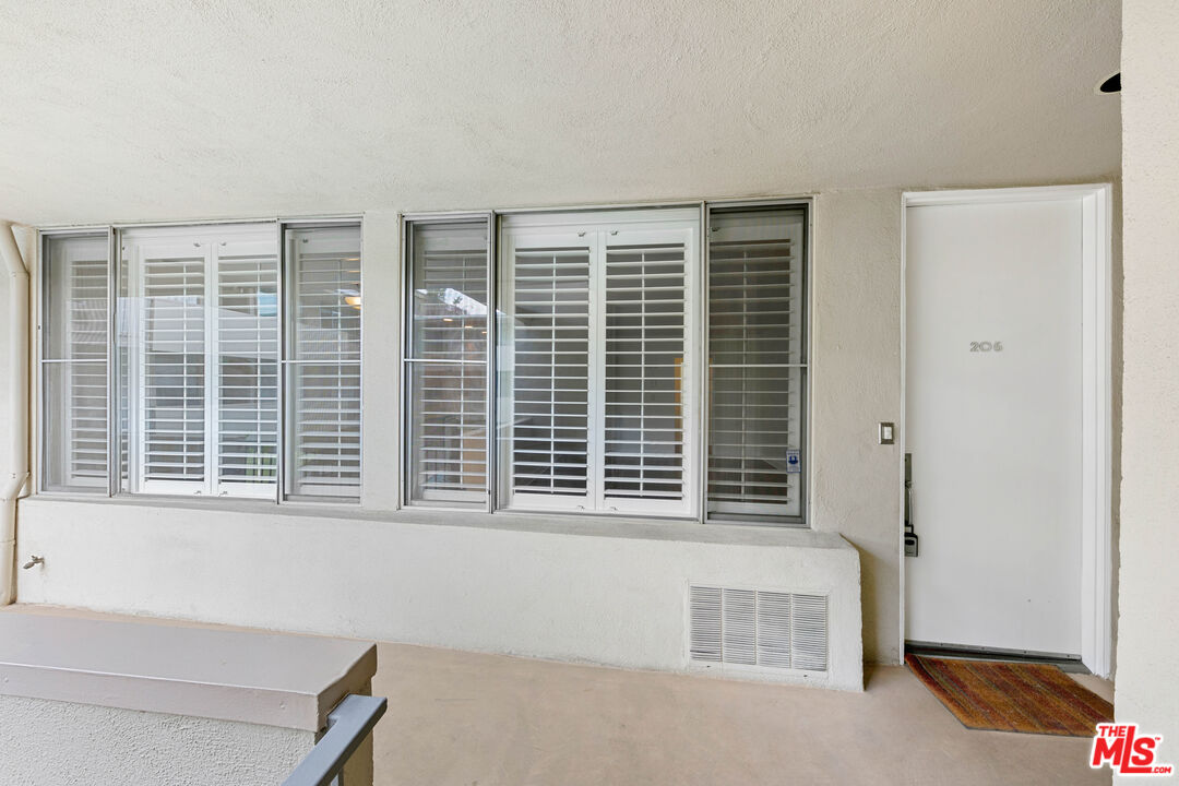 1200 N Flores St Unit: 205