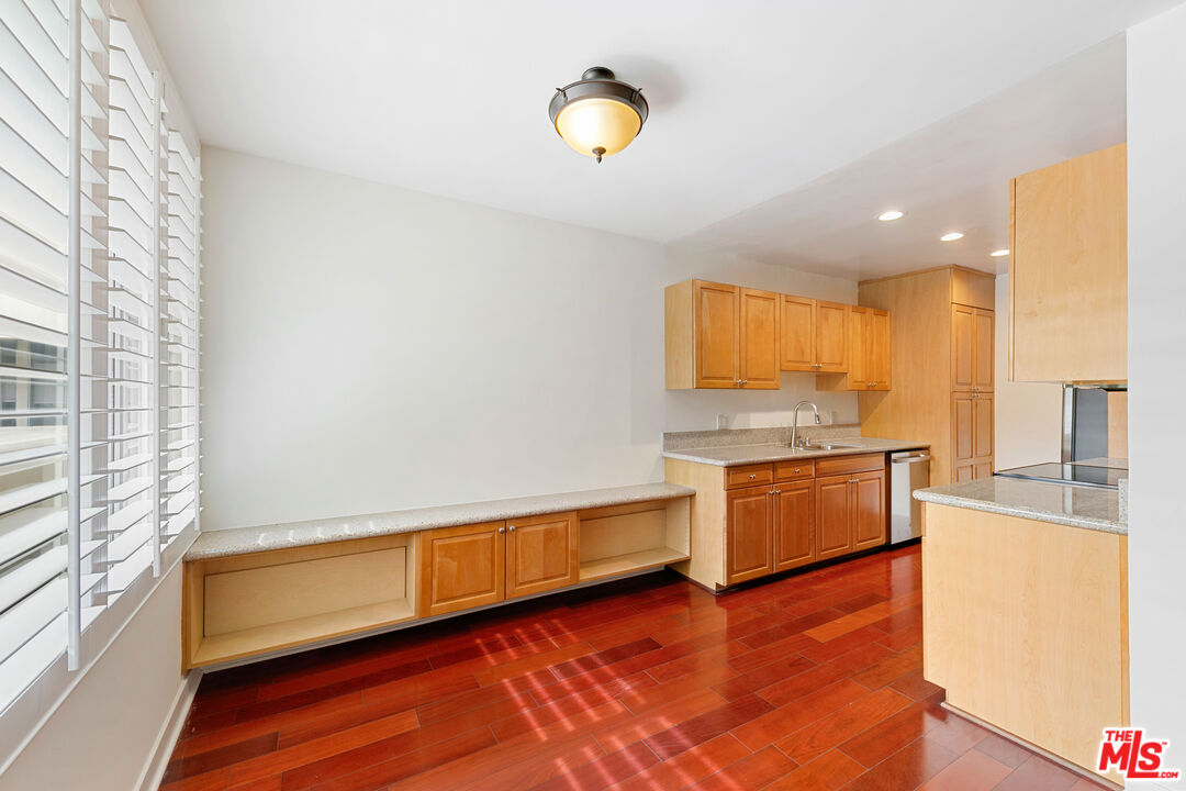 1200 N Flores St Unit: 205