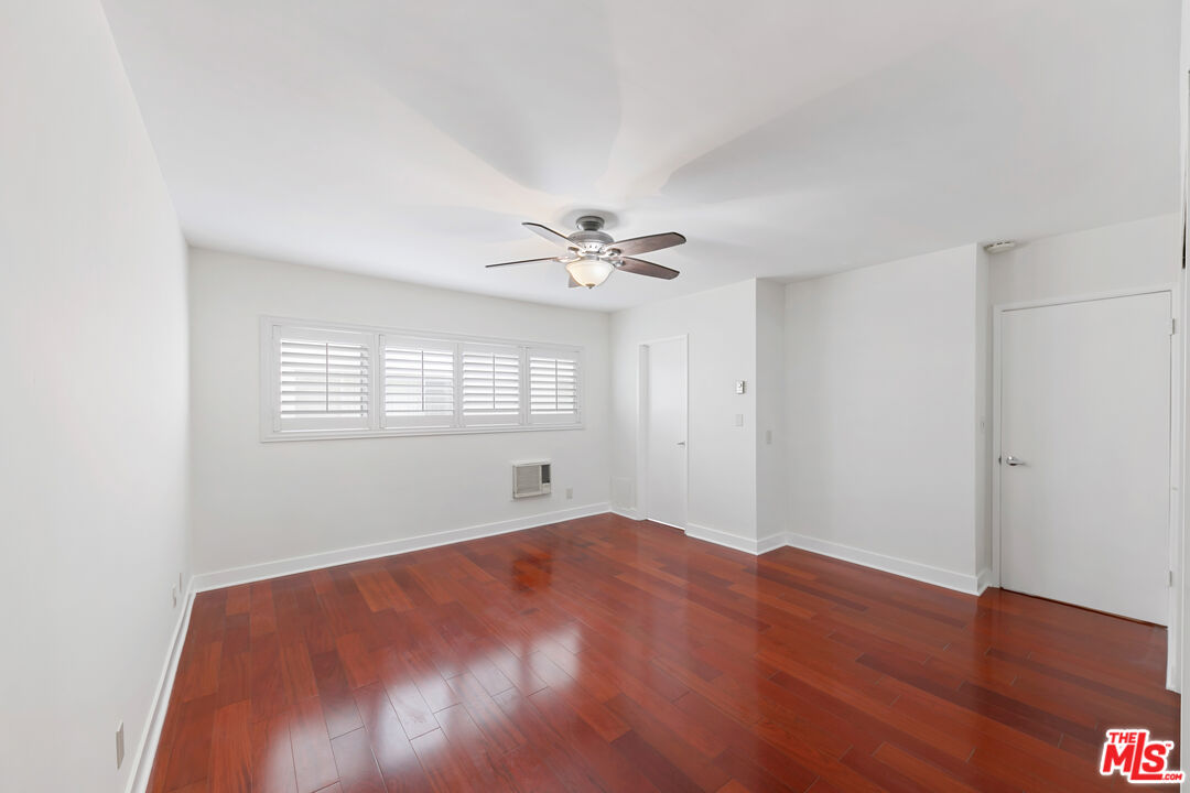 1200 N Flores St Unit: 205