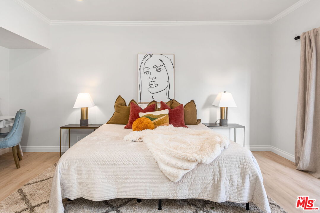 440 Veteran Ave Unit: 205
