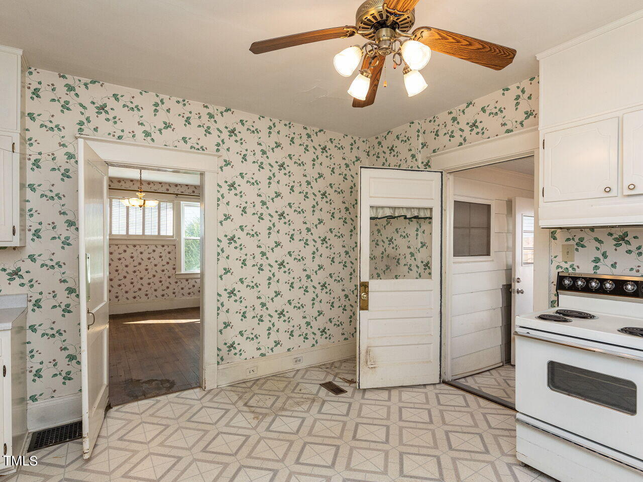 1307 Wake Forest Road