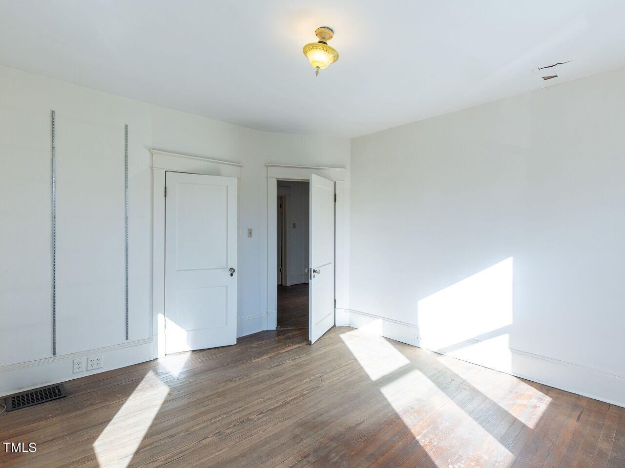 1307 Wake Forest Road
