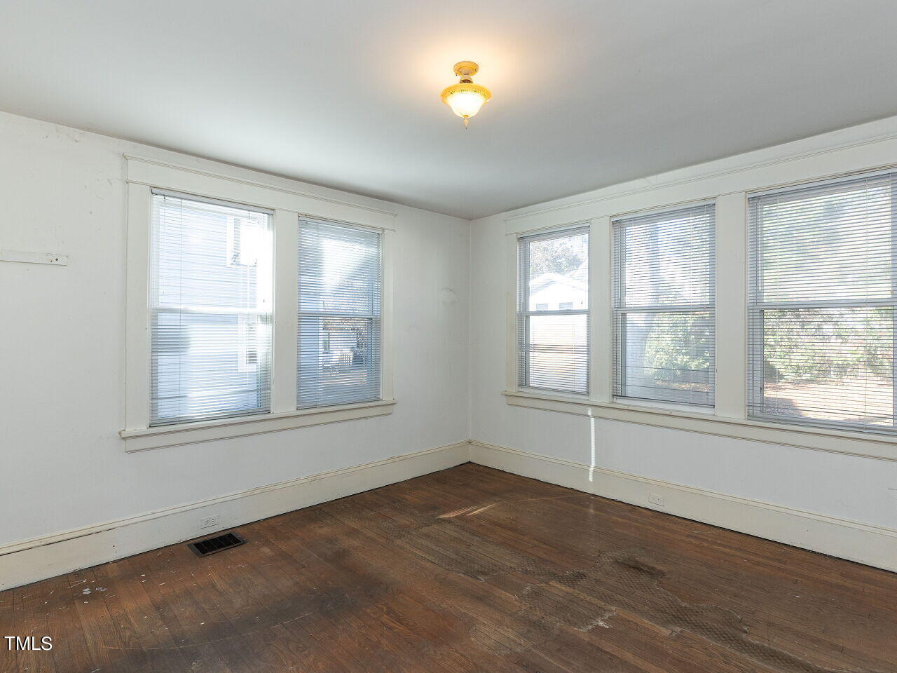 1307 Wake Forest Road