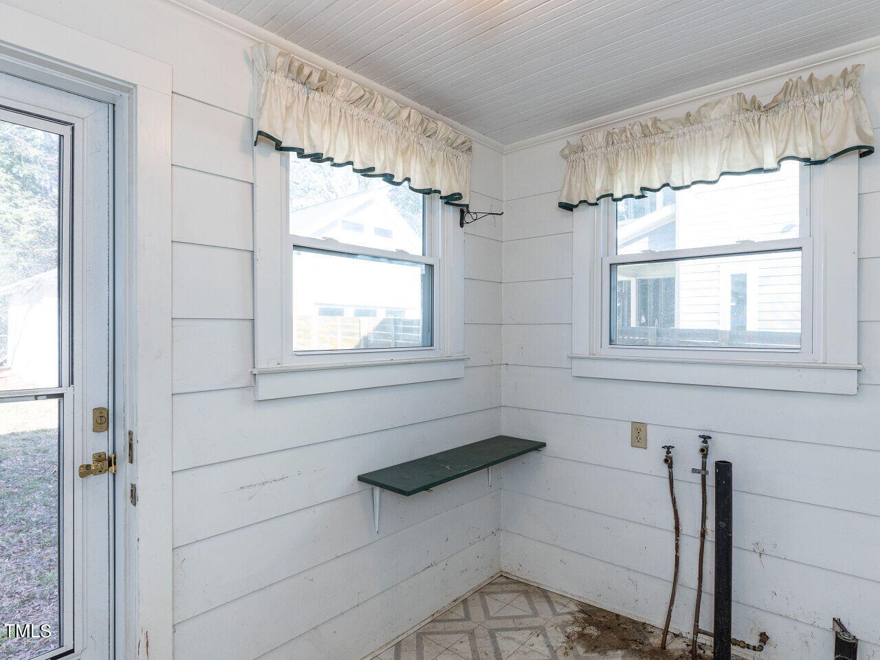 1307 Wake Forest Road