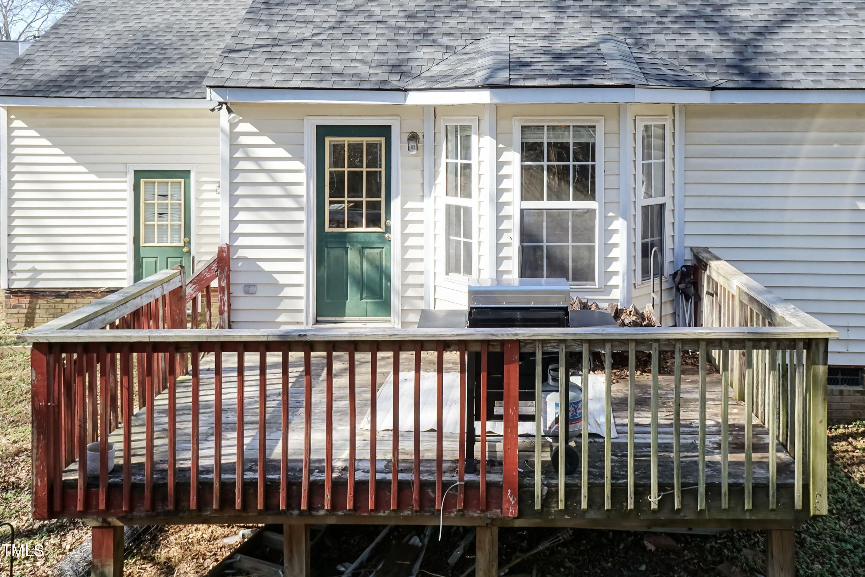 5708 Angelfish Court