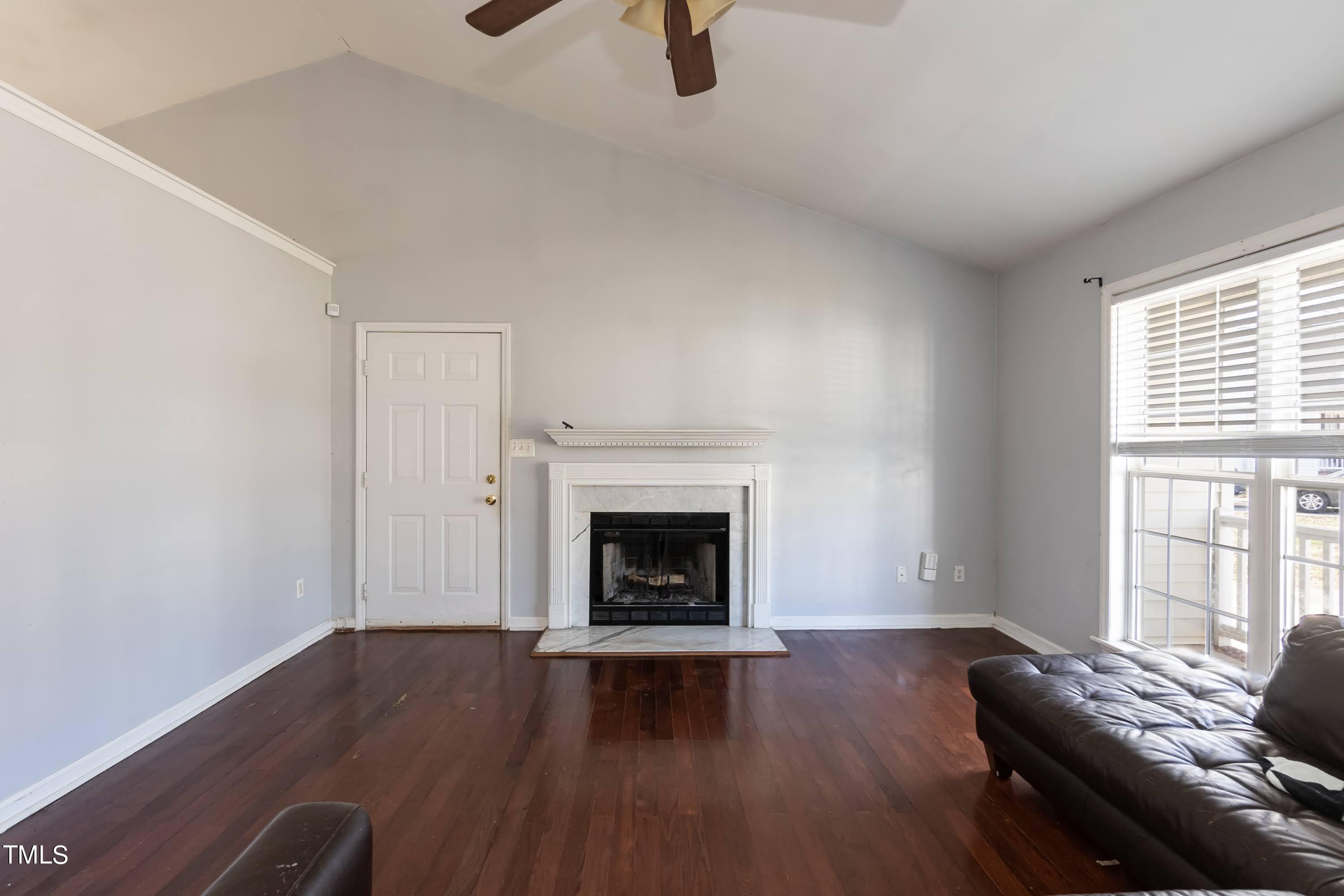 5708 Angelfish Court