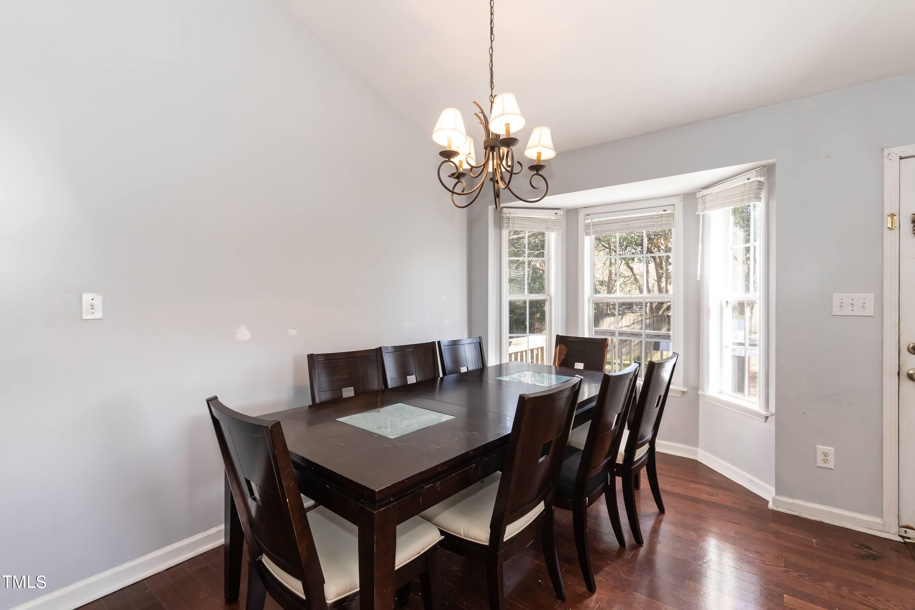 5708 Angelfish Court