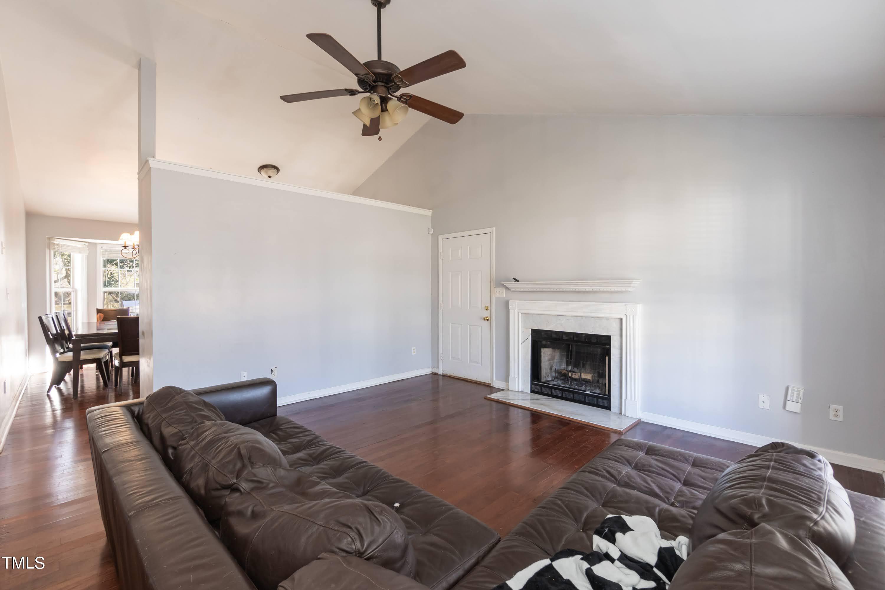 5708 Angelfish Court