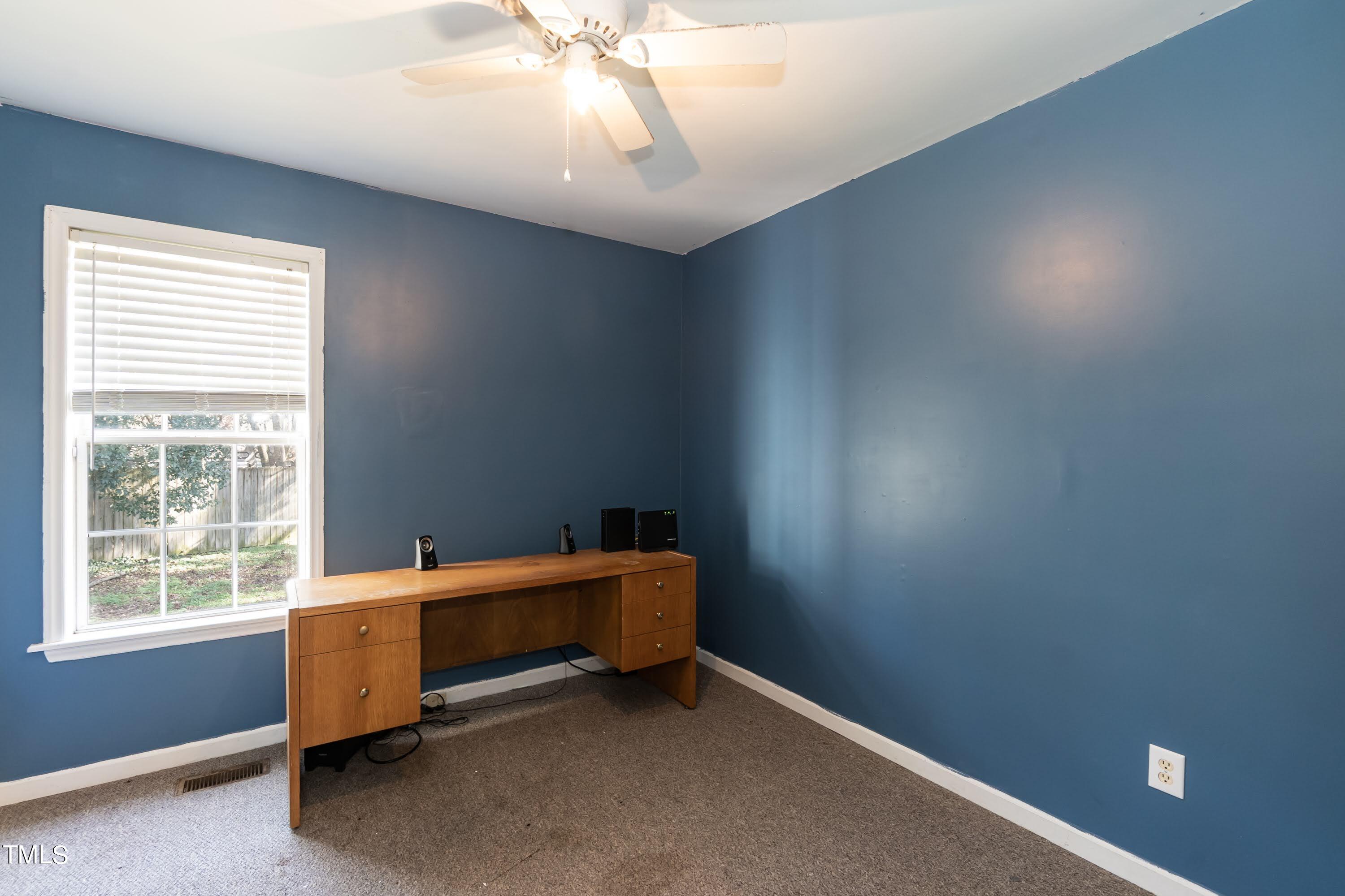 5708 Angelfish Court