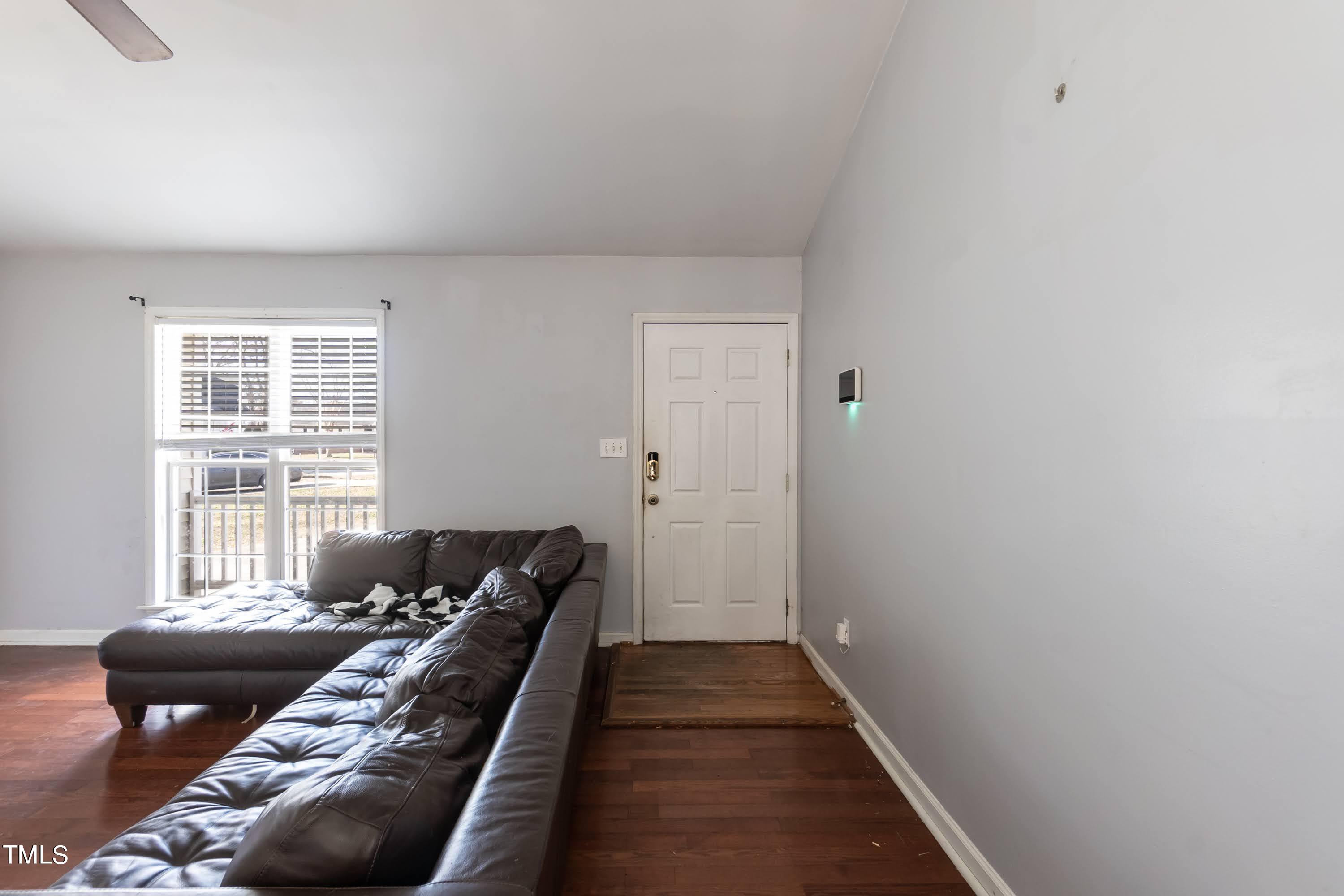 5708 Angelfish Court