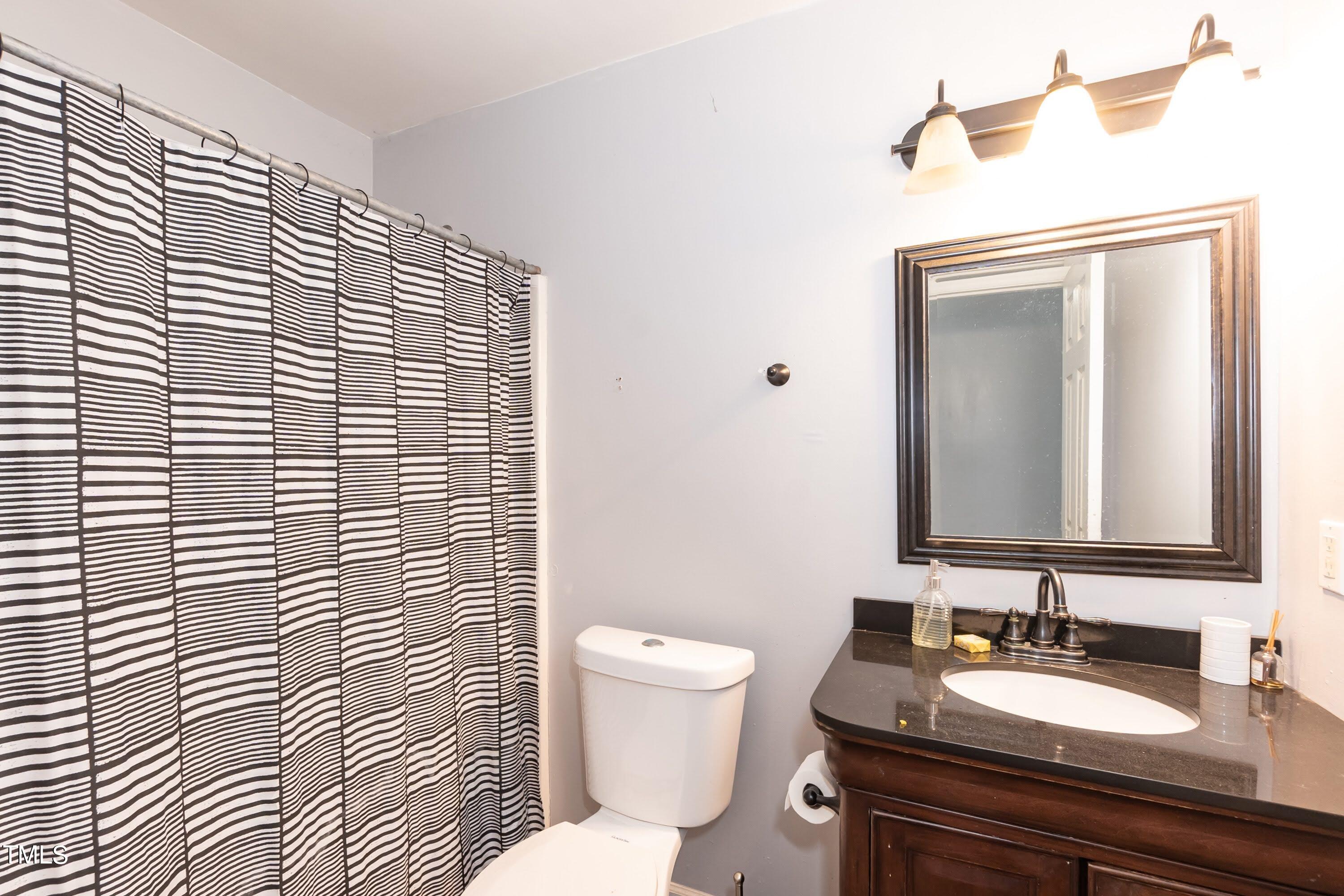 5708 Angelfish Court