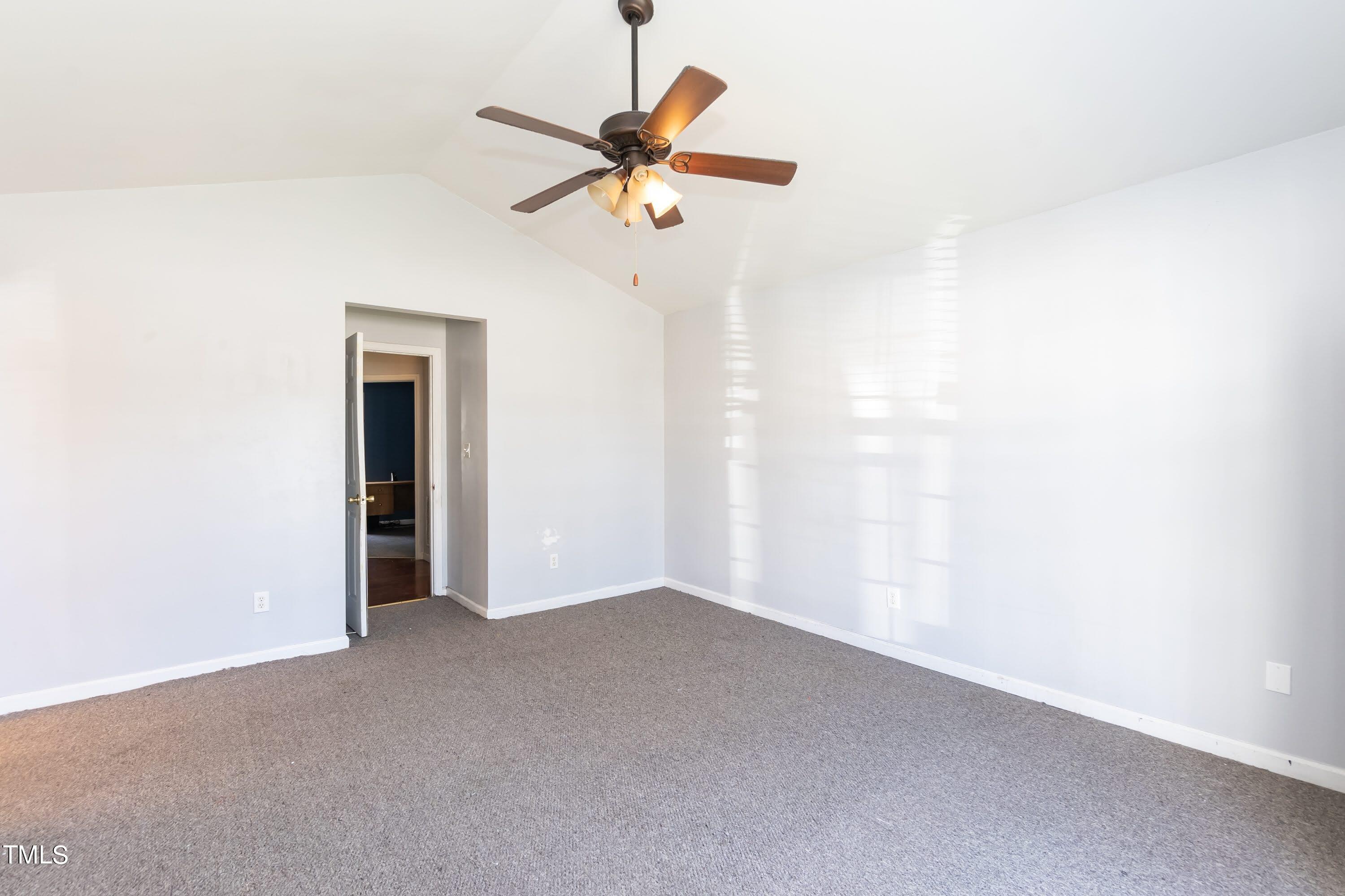 5708 Angelfish Court