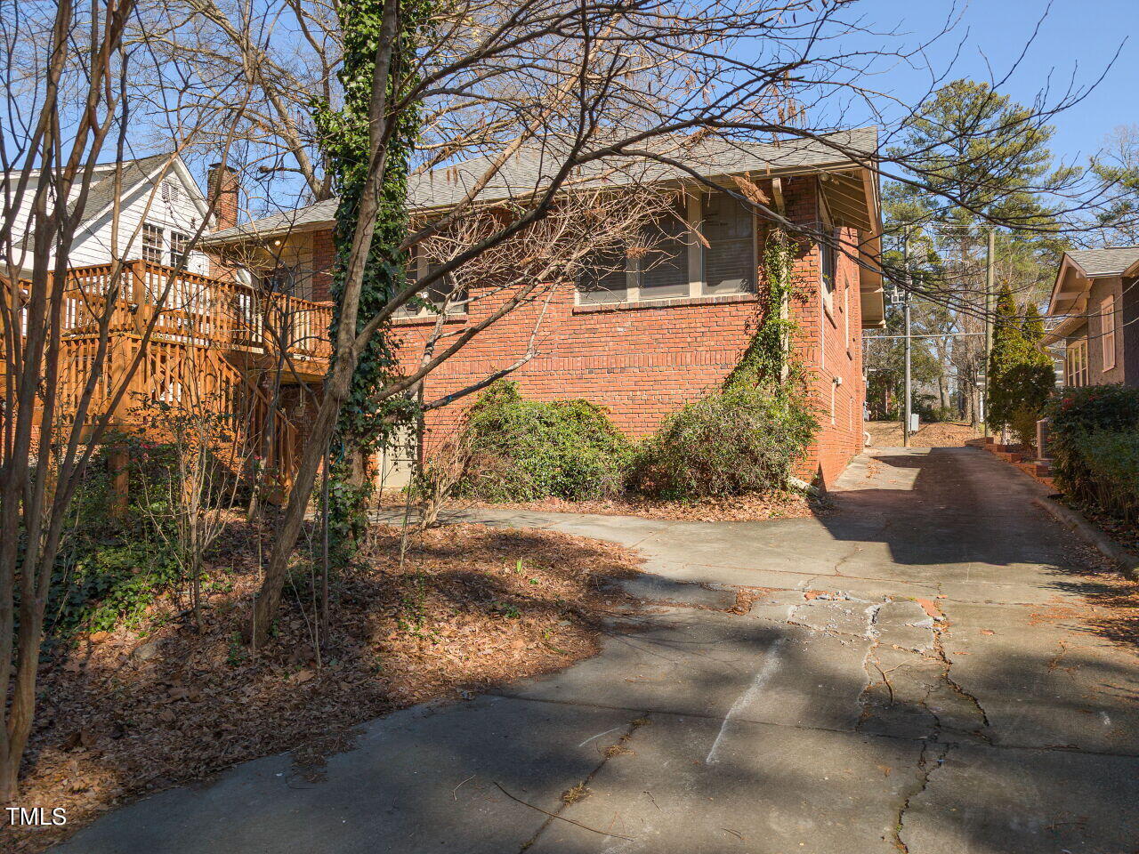 2005 Glenwood Avenue
