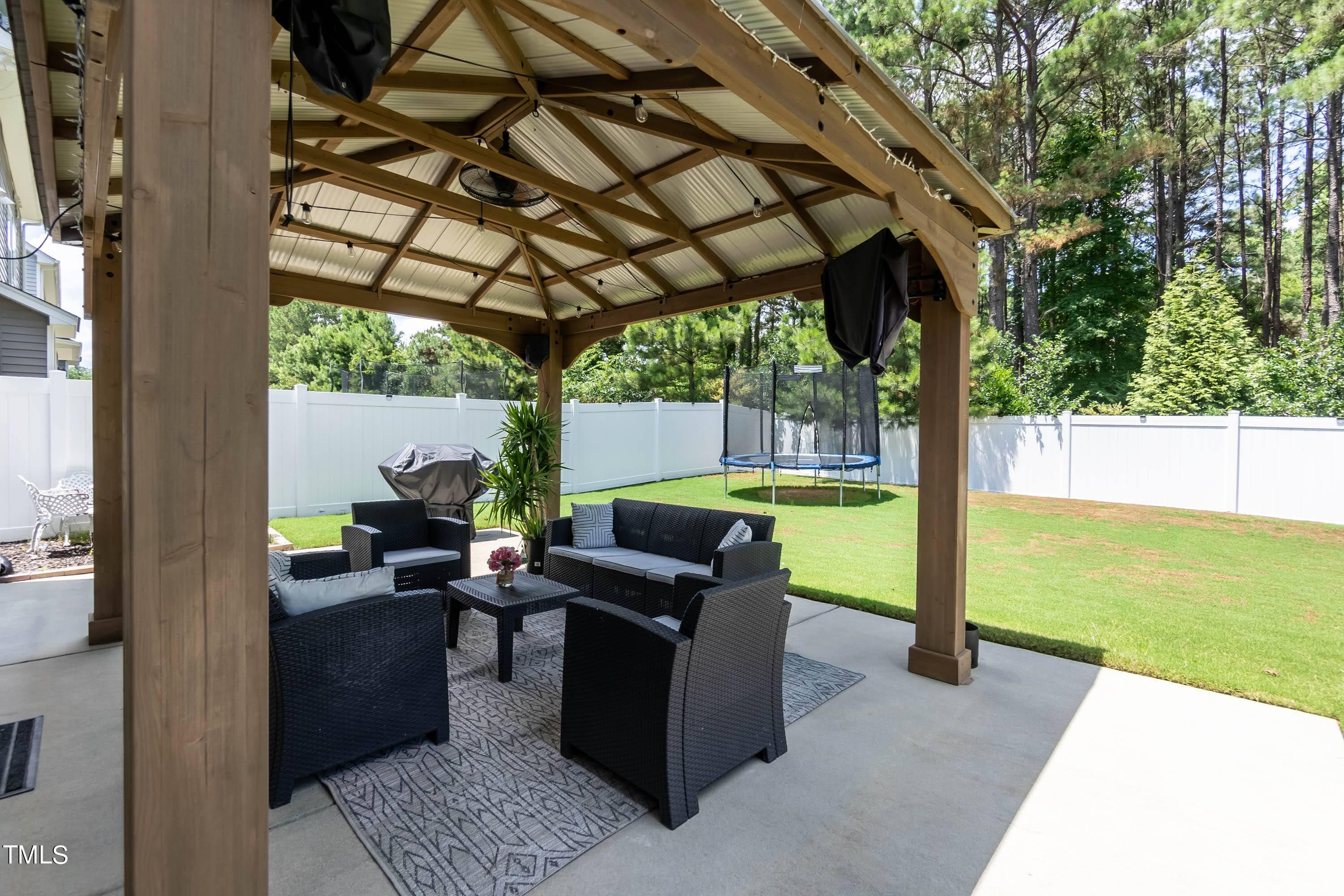 1112 Summer Meadow Drive