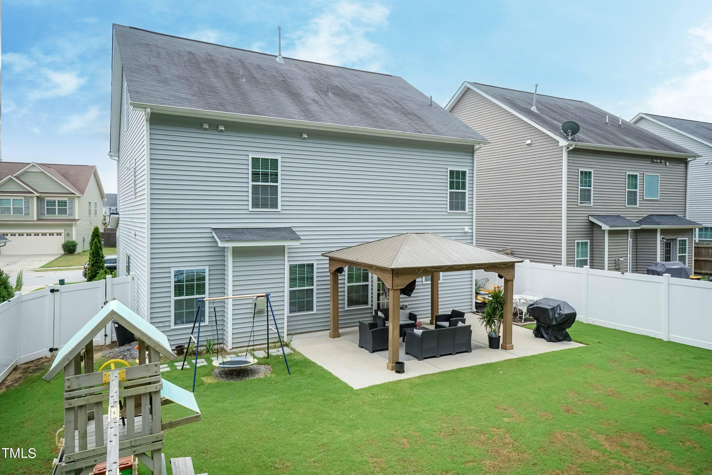 1112 Summer Meadow Drive